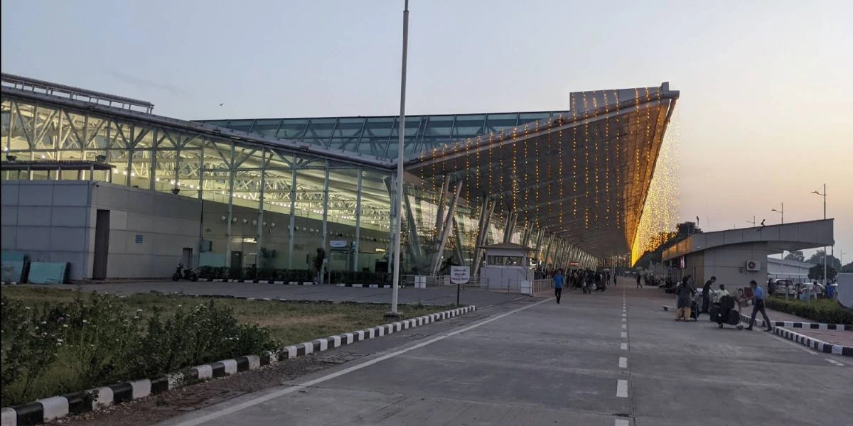 Qatar Airways Ahmedabad Office +18557451194